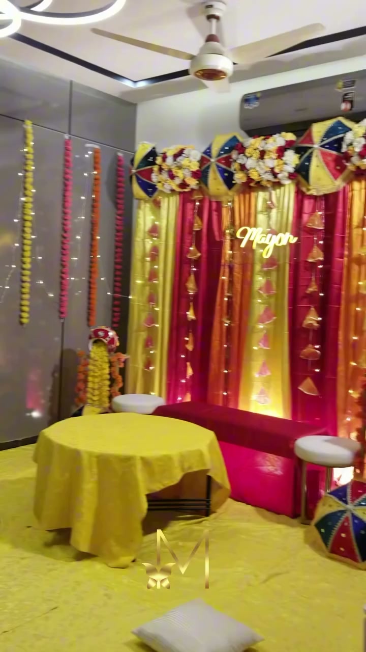 Floral seating setup by Eventiya
